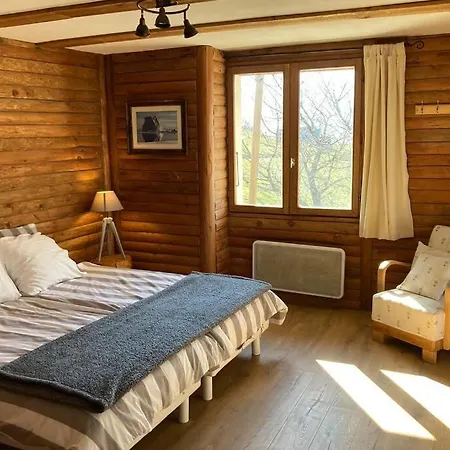 Chalet Paisible Montagne Avec Option Jacuzzi